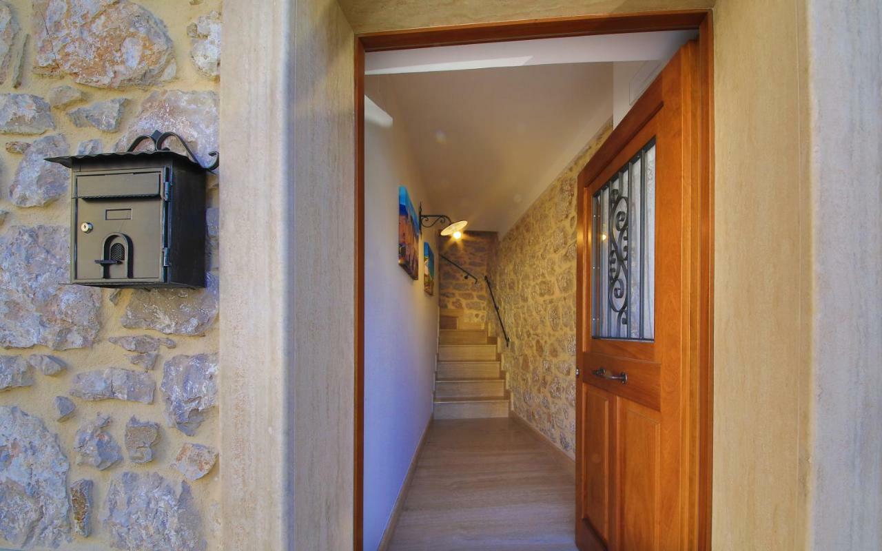Casa Vacanze La Portella 丰迪 外观 照片